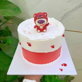 BÁNH KEM GẤU DÂU CUTE