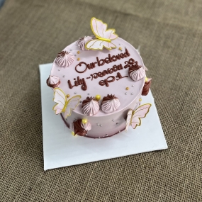 BÁNH KEM BƯƠM BƯỚM ĐẸP
