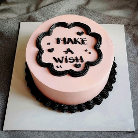 BÁNH KEM MÀU HỒNG CUTE