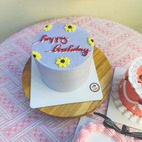 Bánh kem bông hoa dễ thương 
